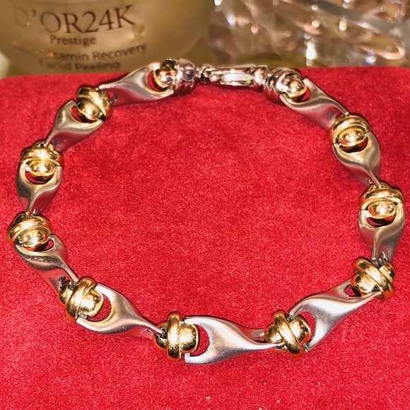 14 Kt White & Yellow Solid Gold Link Bracelet - Picture 3 of 9